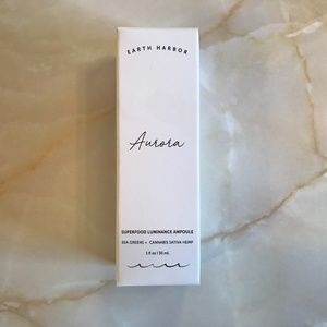 Skincare serum Aurora Superfood Luminance ampoule